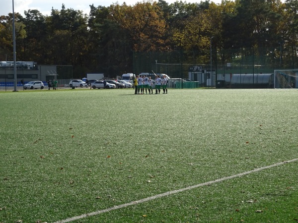 Stadion Miejski w Śremie obok - Śrem