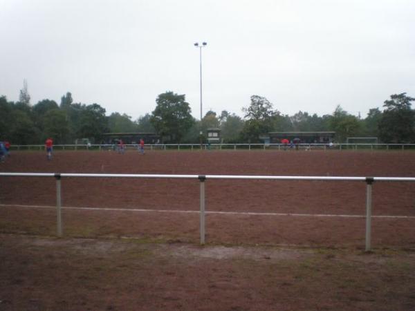 Bezirkssportanlage Großenbaumer Allee Platz 2 - Duisburg-Großenbaum