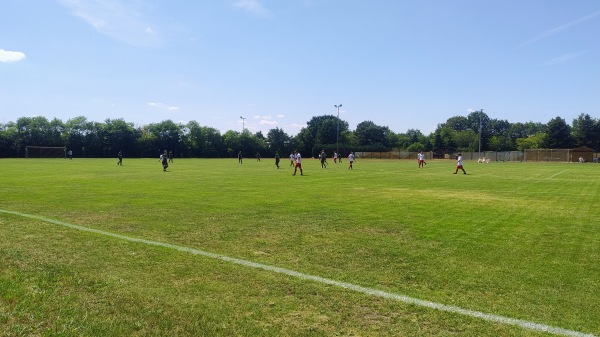 Sportanlage Deverweg B-Platz - Neubörger