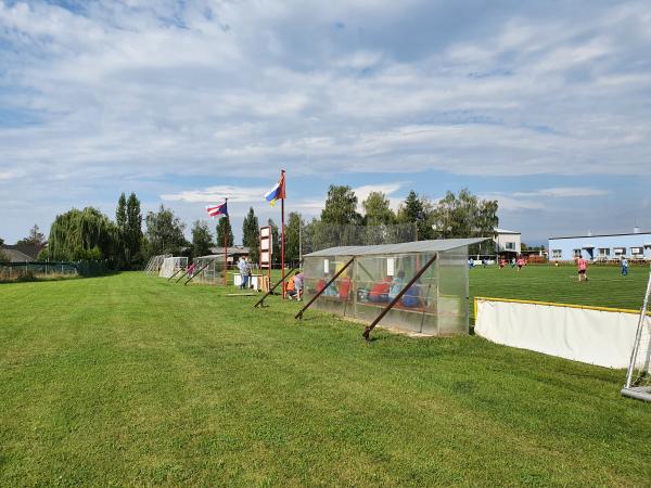 Sportovní areál obce Tlustice - Tlustice