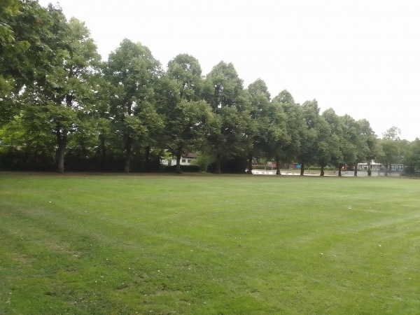 Rohdehoffplatz - Kiel-Ellerbek