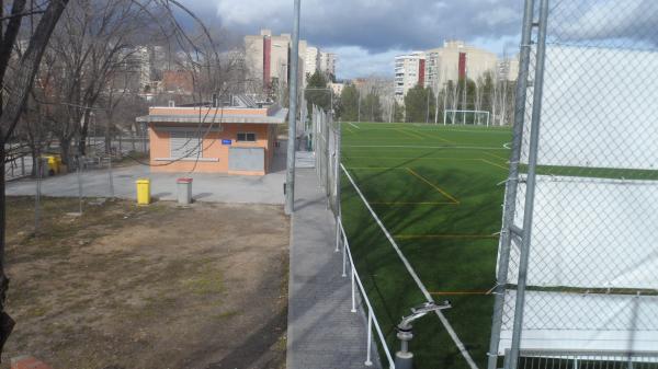 Campo de Fútbol Castroserna - Madrid, MD