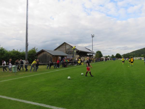 Stade op Biirk - Mensdorf