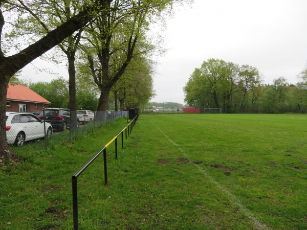 Sportanlage Im Bulloh B-Platz - Celle-Altenhagen