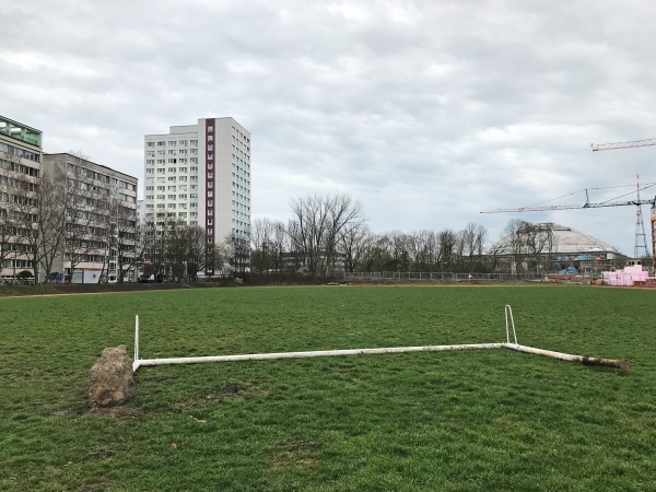 Sportplatz Tarostraße - Leipzig-Zentrum-Südost