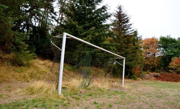 Sportplatz Krälingen - Berg bei Ahrweiler-Ober-Krälingen