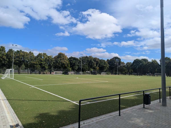 Bezirkssportanlage Weidenpesch Platz 4 - Köln-Weidenpesch