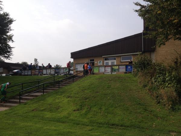 Sportplatz an der Schule - Tolk