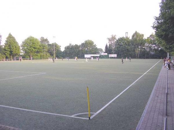 Reinhart von Hymmen-Sportanlage Platz 2 - Erkrath-Unterfeldhaus