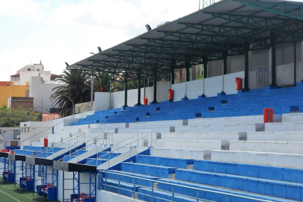 Campo de Fútbol La Salud - Santa Cruz de Tenerife, Tenerife, CN