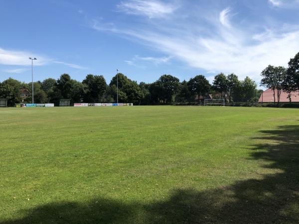 Sportplatz an der Grundschule - Aurich/Ostfriesland-Wiesens