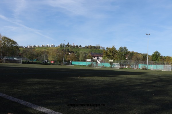 Sportanlage Emil-Kiemlen-Weg Platz 2 - Stuttgart-Bad Cannstatt