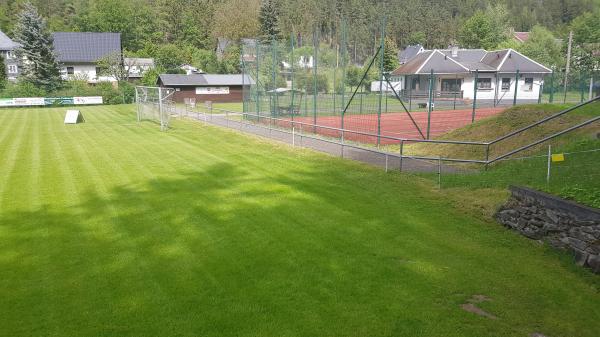 Sportplatz am Wald - Unterweißbach