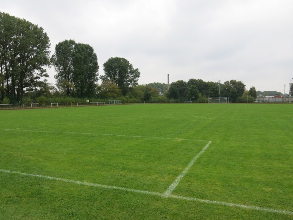 Stadion Wartenberg - Berlin-Wartenberg