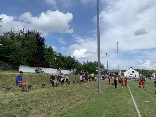 Sportanlage Am Neuberg Platz 2 - Kösching-Kasing