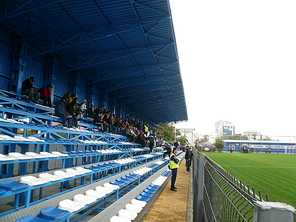 Stadionul Otopeni - Otopeni