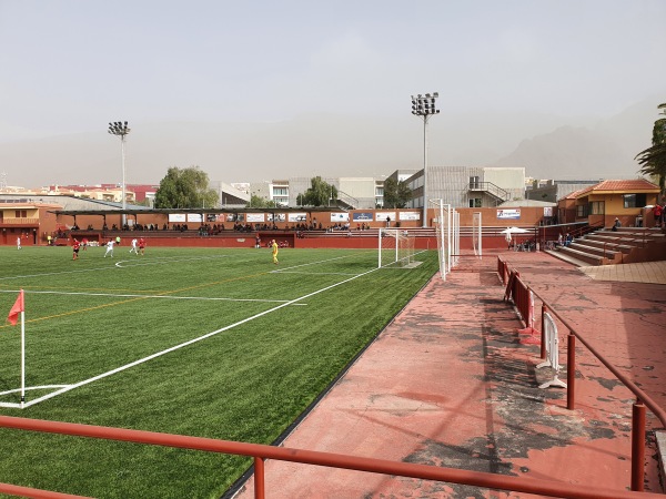 Campo de Fútbol El Galeon - Adeje, Tenerife, CN