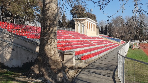 Yaşar Məmmədzadə adına şəhər stadionu - Mingəçevir