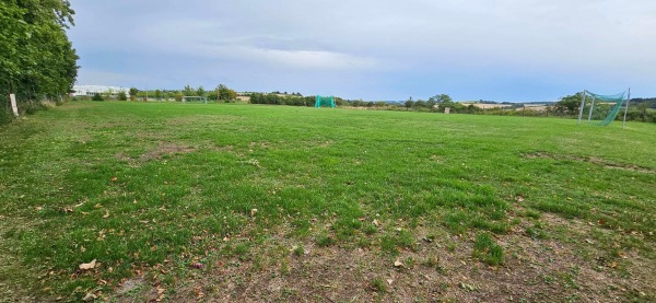 Sportplatz auf dem Strauben - Burgbrohl-Niederoberweiler