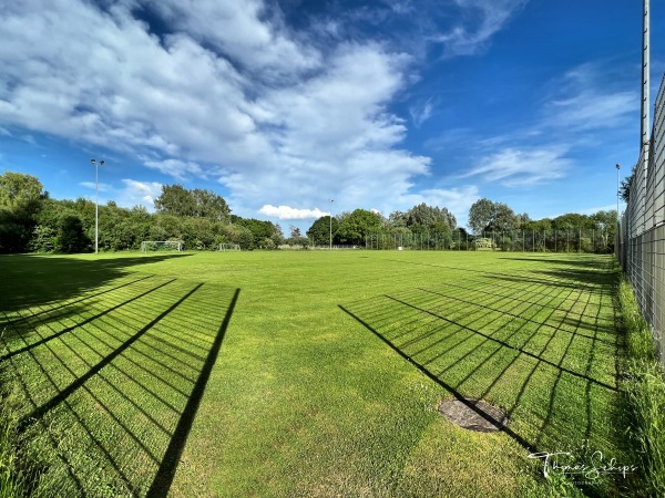 Sportplatz an der Hohenkrähe 2 - Singen/Hohentwiel-Schlatt