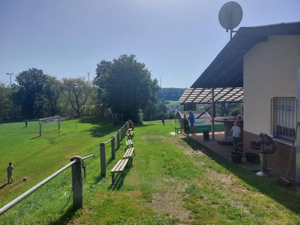 Sportplatz Zum Köberg - Fronhausen/Lahn-Hassenhausen