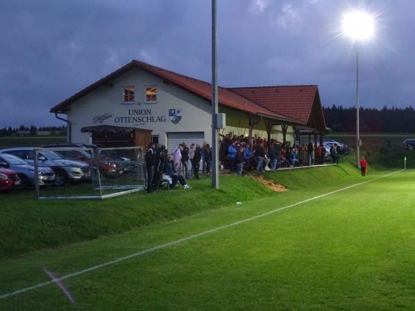 Hubertusstadion - Ottenschlag