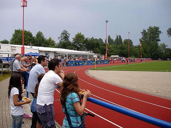 Sportplatz Am Hombruchsfeld - Dortmund-Renninghausen
