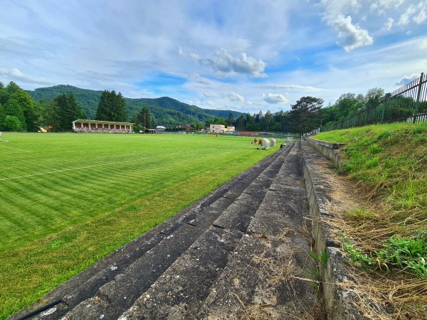 Fotbalový stadion Povrly - Povrly
