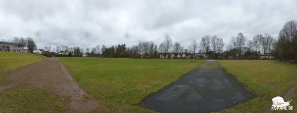 Sportplatz an der Grundschule - Weidhausen bei Coburg