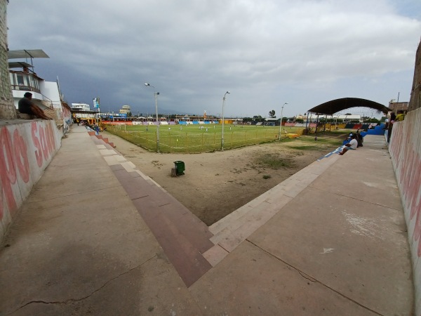 Estadio Municipal Juan de Dios Bolivar - Guadalupe