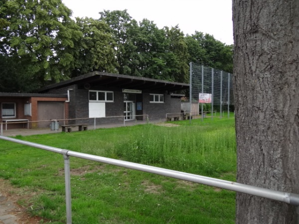 Sportplatz Mühlenfeldstraße - Wesel-Bislich