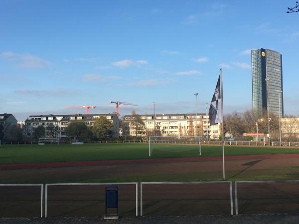 Bezirkssportanlage Windscheidstraße - Düsseldorf-Düsseltal