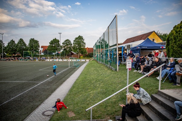 Sportplatz Wachau - Wachau/Sachsen