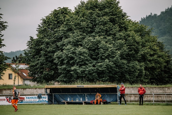 Sportanlage Am Saalewehr - Uhlstädt-Kirchhasel