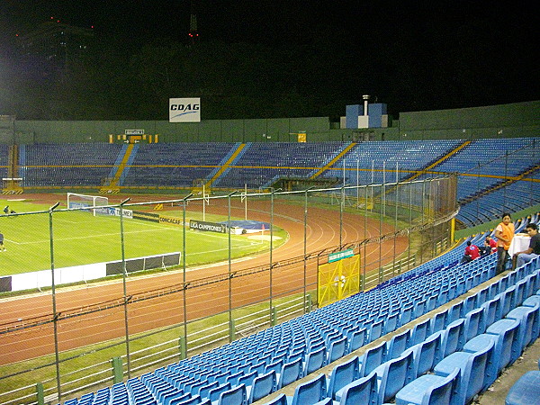 Estadio Doroteo Guamuch Flores - Ciudad de Guatemala