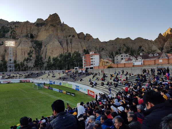 Estadio Rafael Mendoza Castellón - La Paz