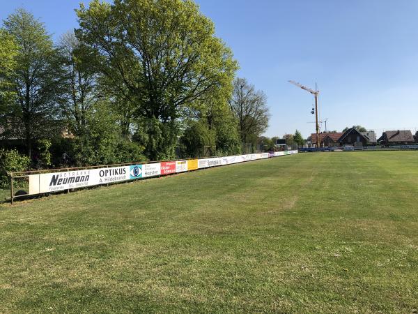 Sportplatz im Dorf - Hopsten-Halverde