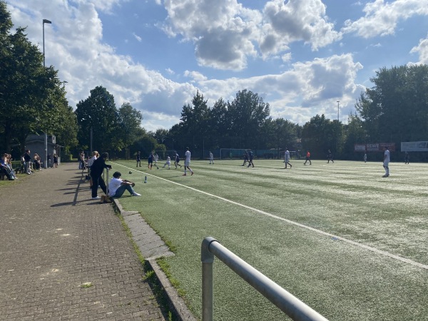 Sportzentrum Heiligenrode B-Platz - Stuhr-Heiligenrode