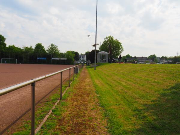 Sportanlage Rahmstraße Platz 2 - Voerde/Niederrhein-Möllen