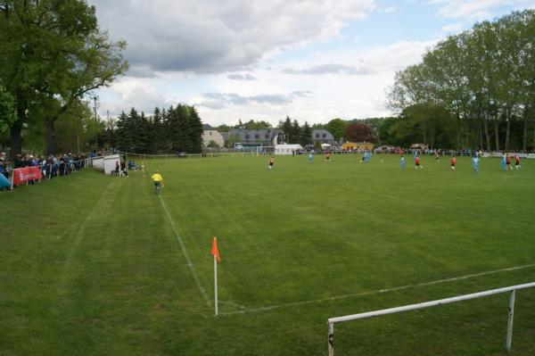 Sportplatz Am Ochsenberg - Thermalbad Wiesenbad-Wiesa
