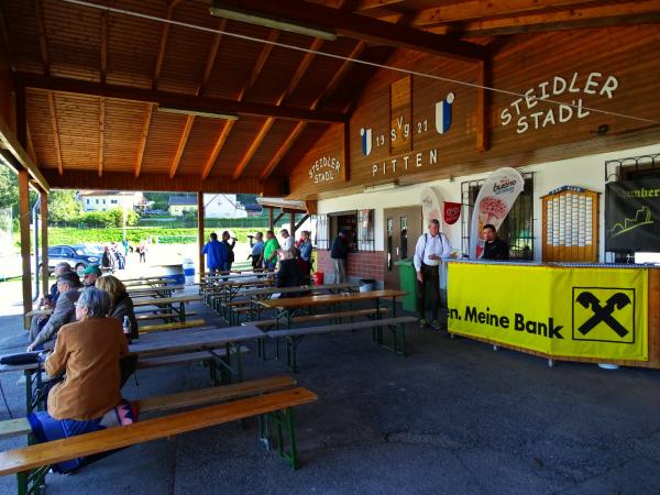 Sportplatz Pitten - Pitten