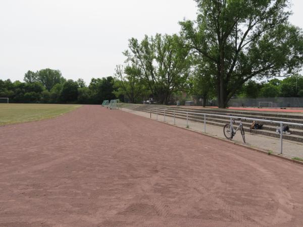 Bezirkssportanlage Roderbruch - Hannover-Groß-Buchholz