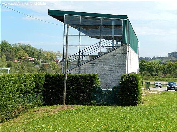 Estadio Santa María - Bárcena de Cicero, CB