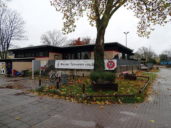 Bezirkssportanlage Schillstraße - Mainz-Oberstadt