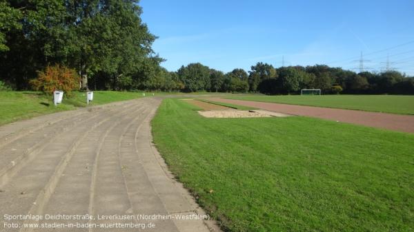 Sportanlage Deichtorstraße - Leverkusen-Rheindorf