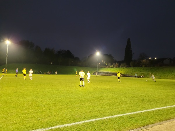 Sportzentrum am Freibad Platz 2 - Tirschenreuth