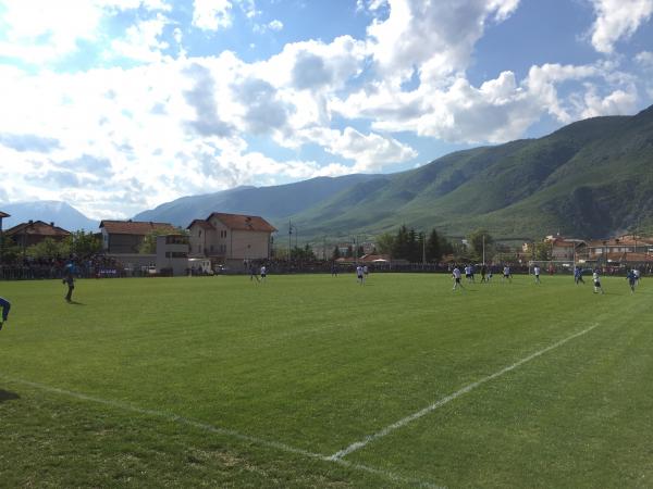 Stadiumi Demush Mavraj - Istok