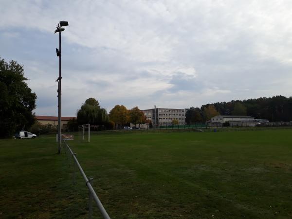 Schulsportplatz - Am Mellensee-Sperenberg