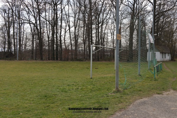 Stadion Waldheim Nebenplatz - Esslingen/Neckar-Zollberg