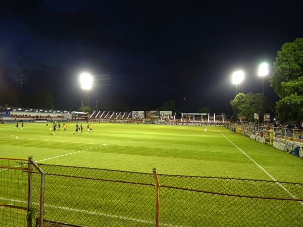 Estadio Sergio Torres Rivera - Usulután